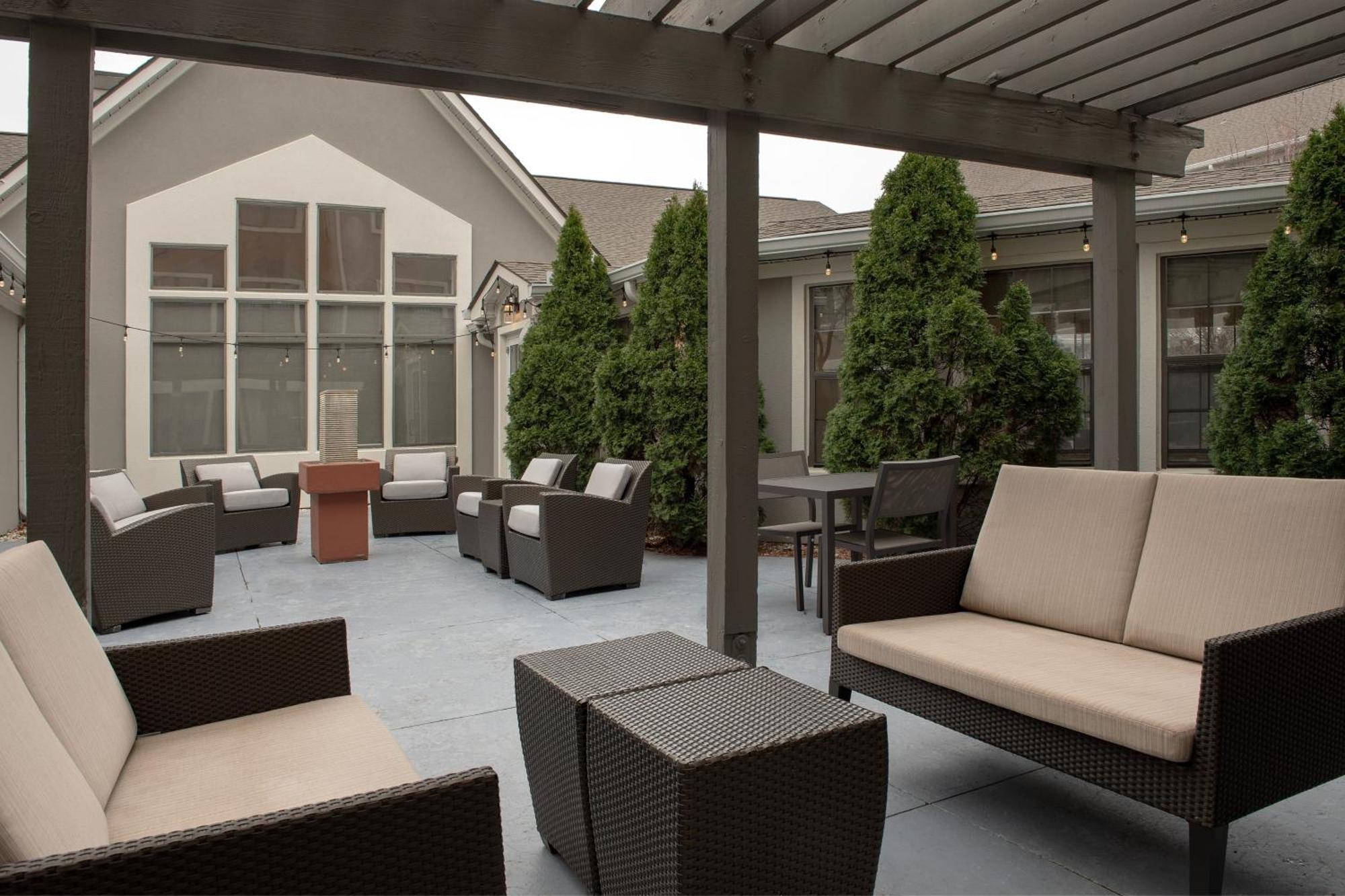 Residence Inn Kansas City Overland Park Exterior photo
