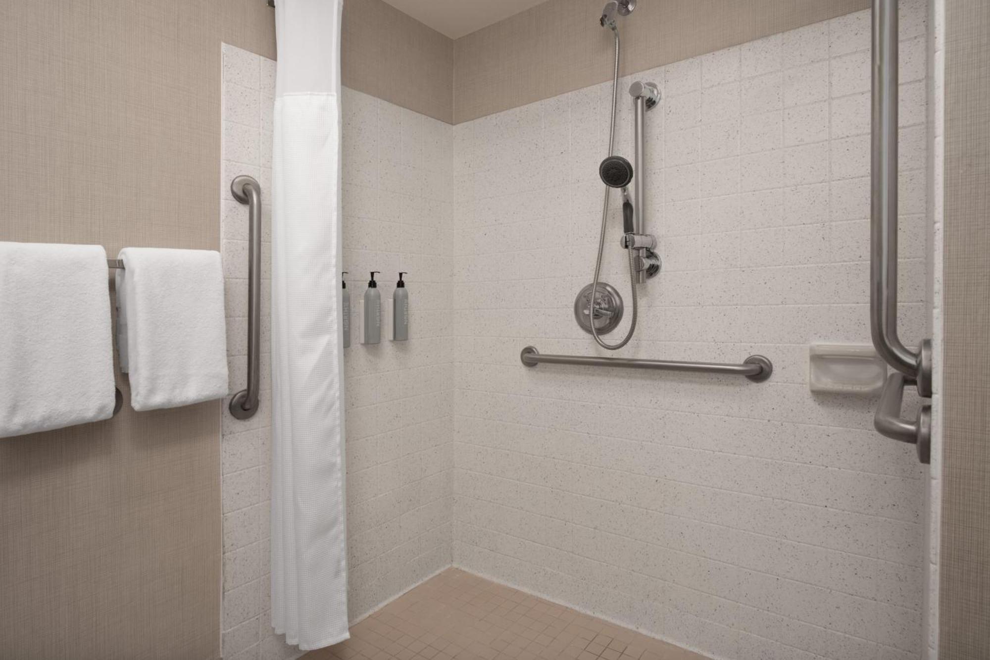 Residence Inn Kansas City Overland Park Exterior photo