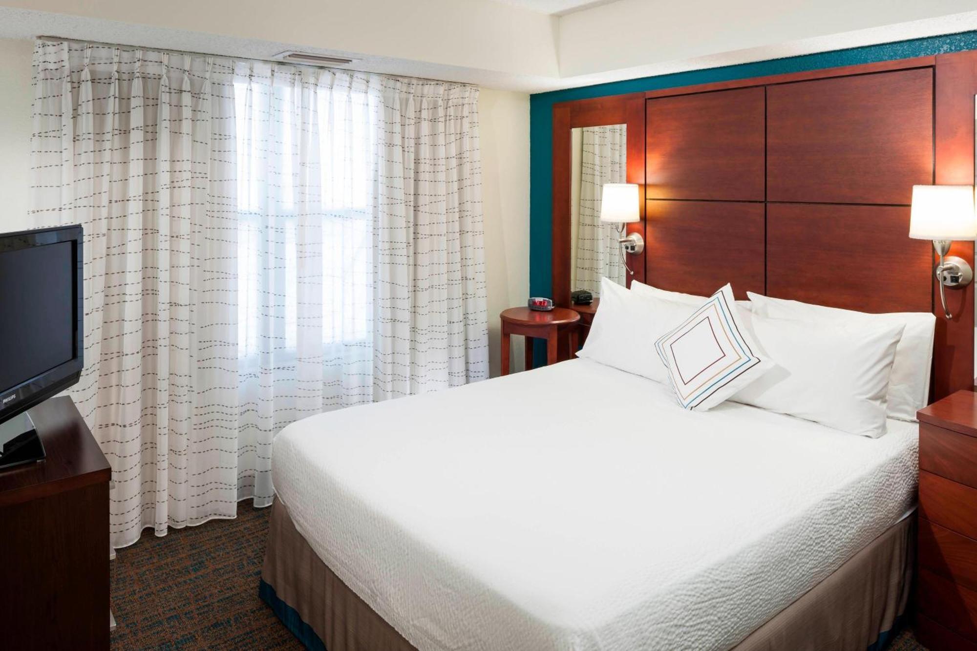 Residence Inn Kansas City Overland Park Exterior photo