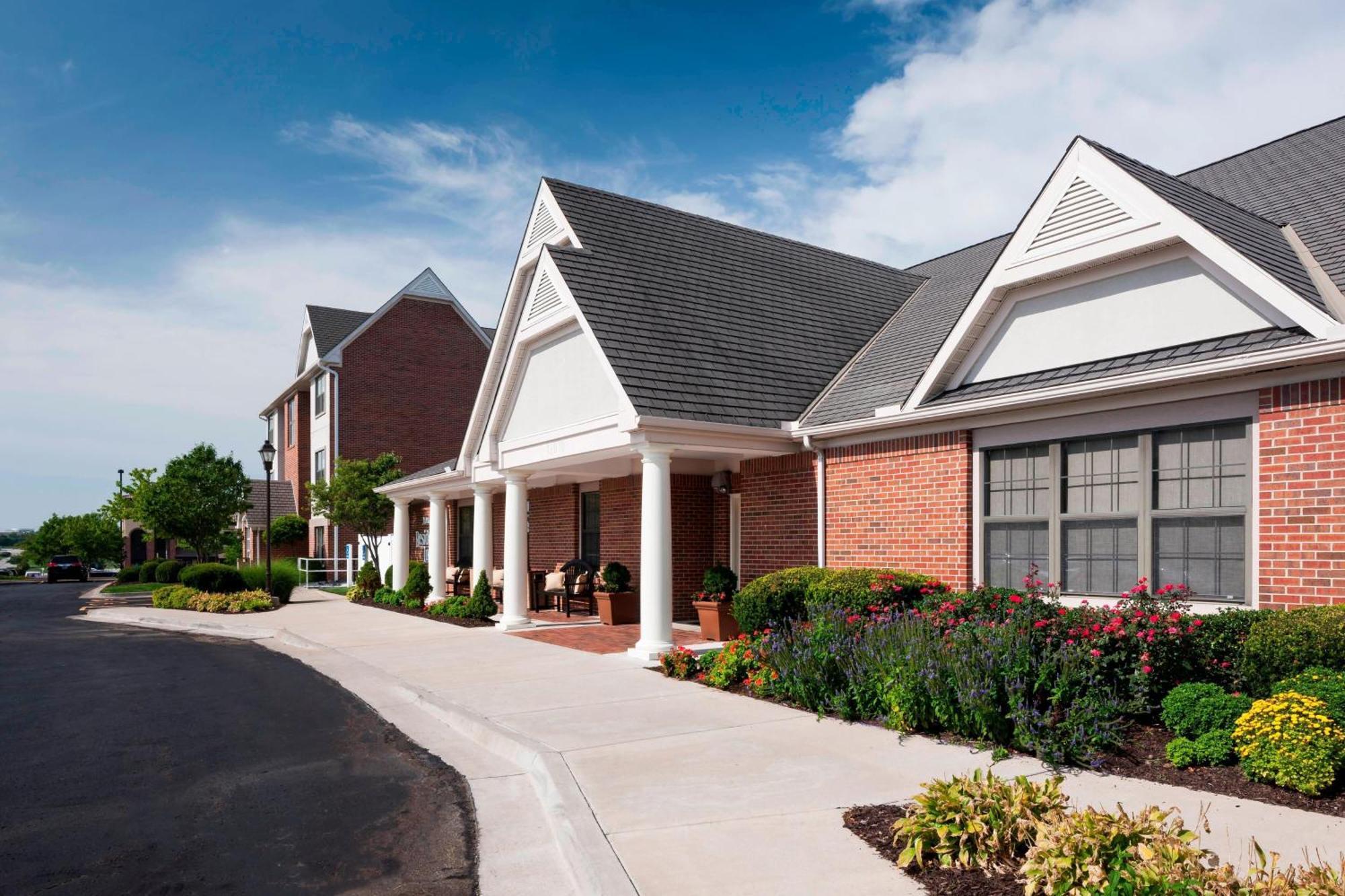 Residence Inn Kansas City Overland Park Exterior photo